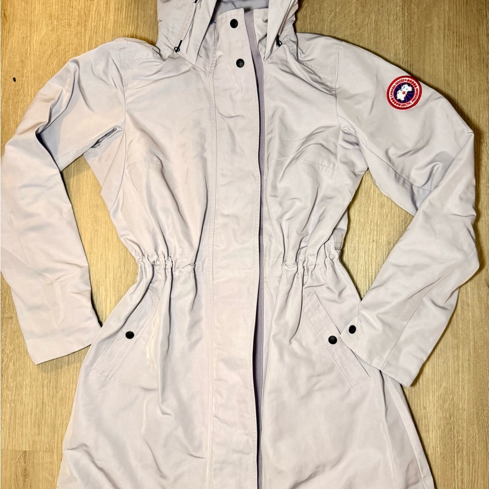 ✨Brand New ✨Canada Goose Women's Hooded Ski Jacket in Light Purple - Picture 2 of 8